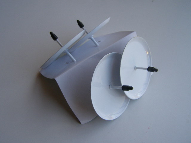 bodec plochý větší - 6 cm - bílý 4 ks