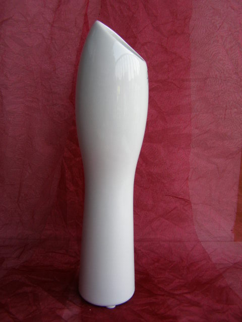 váza kulatá nahoře baňatá - bílá 27 cm