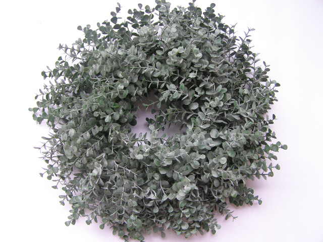 věnec umělý - eukalyptus