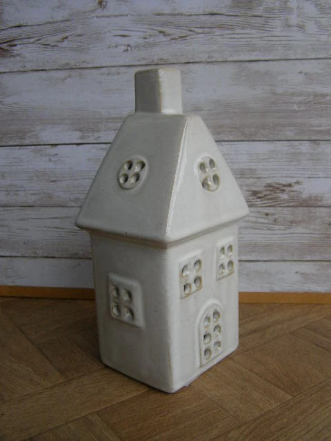 Keramika na svíčku - domek vysoký krémový