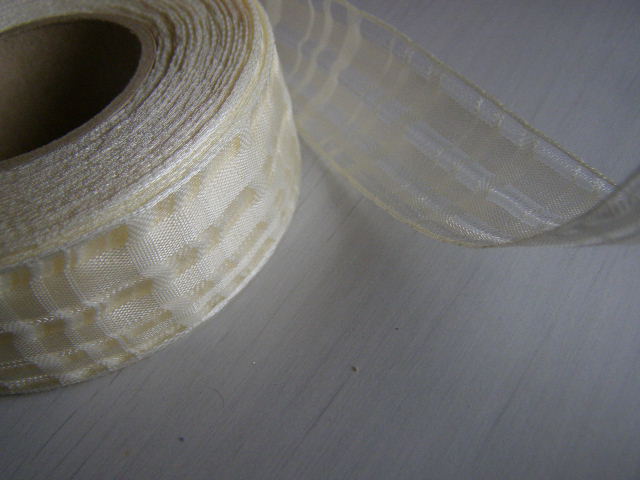 monofilová stuha - 25 mm - kostka šampaň