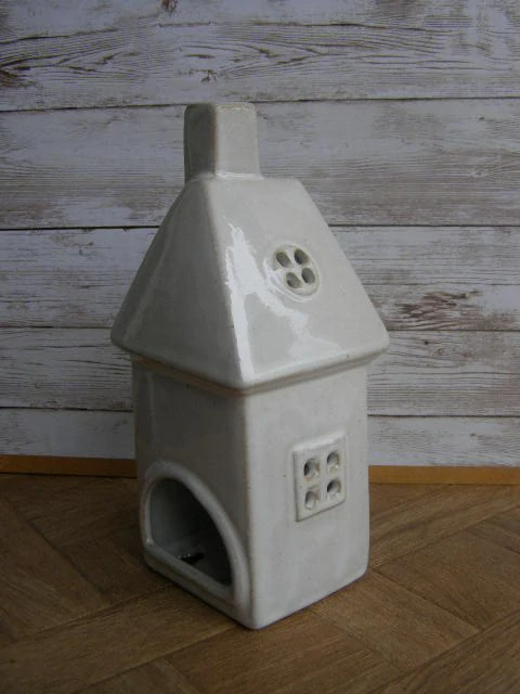 Keramika na svíčku - domek vysoký krémový