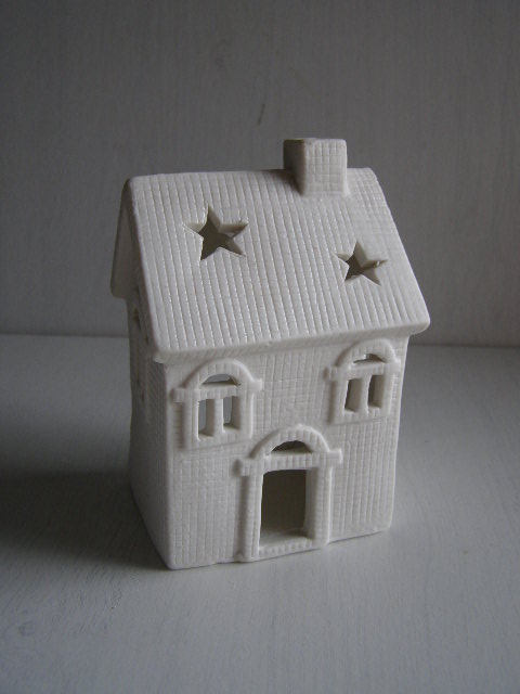 domeček bílý matný na svíčku 