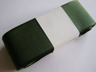 taftová stuha 40 mm - zelená tmavá 322 - 1 m