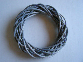 věnec proutěný - 25 cm - šedý