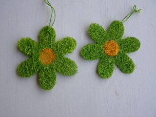  sisalová kytička se středem - 7,5 cm - zelená 2 ks