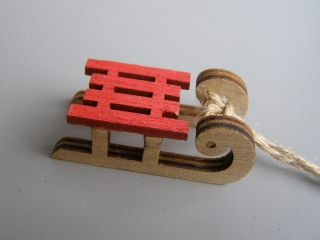 sáňky mini - 5 cm - červené