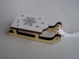 sáňky malé s vločkou - 7,5 cm - bílé