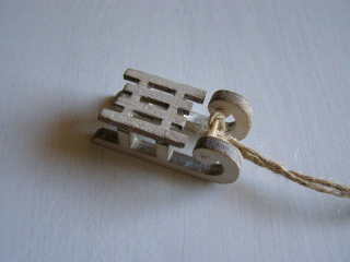 sáňky mini - 5 cm - bílá patina