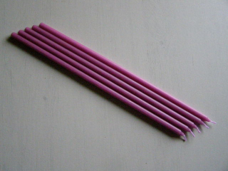 tenká svíčka 8 x 300 mm - růžová tmavší
