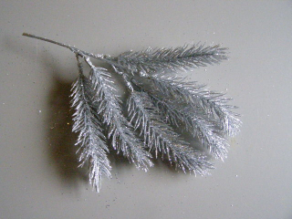 větvička - smrček glitrový stříbrný