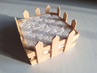 dřevěná ohrádka - 10 x 10 cm