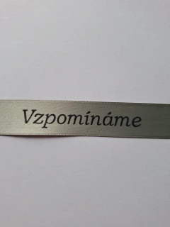 stuha satén - VZPOMÍNÁME - 2,5 cm - černá na šedé