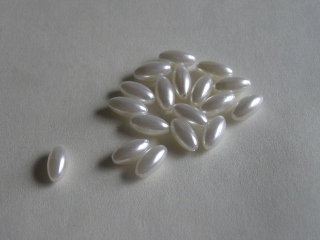 perličky olivy 12 mm - 20 ks - šampaň