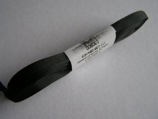 taftová stuha 6 mm x 10 m - černá 900